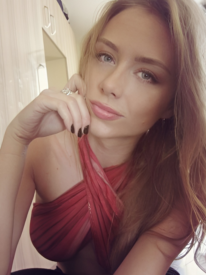 Ольга привлекальеная девушка из Алексина цена от 4000 руб