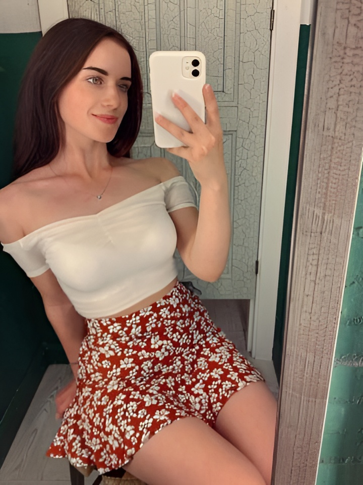 Ядвига привлекальеная девушка из Алексина цена от 4000 руб