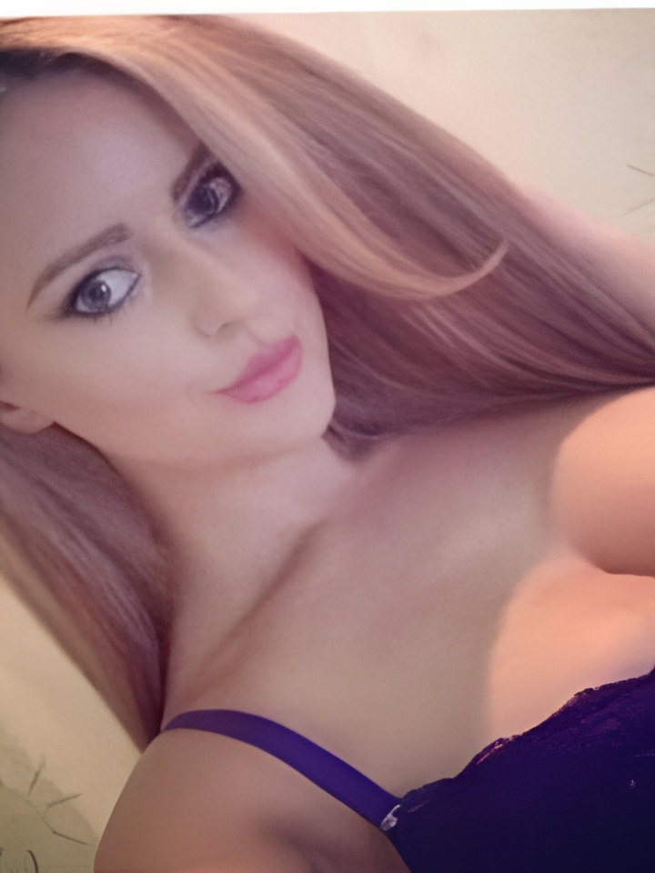 Юля привлекальеная девушка из Алексина цена от 2000 руб