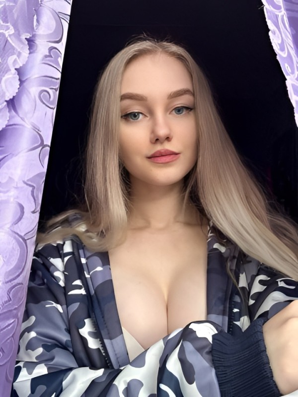 Анна привлекательная девушка из Алексина цена от 5000 руб