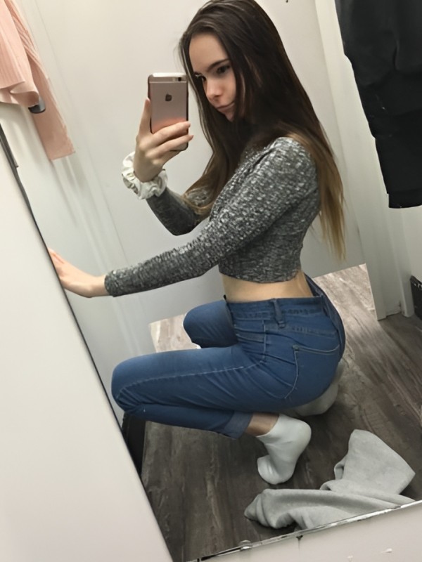 Нелли привлекательная девушка из Алексина цена от 2500 руб