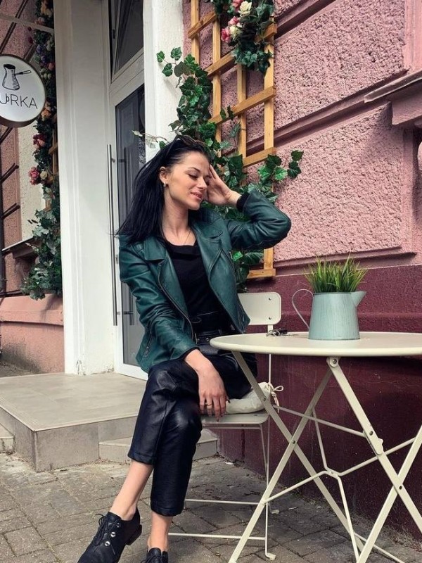 🎥 Ева привлекательная девушка из Алексина цена от 3000 руб