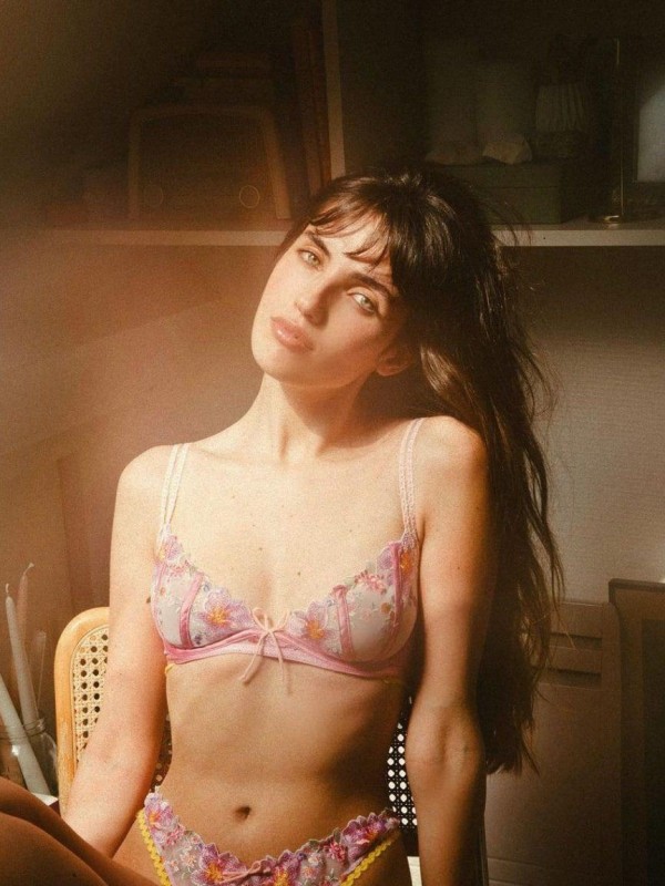 Надежда привлекательная девушка из Алексина цена от 6000 руб