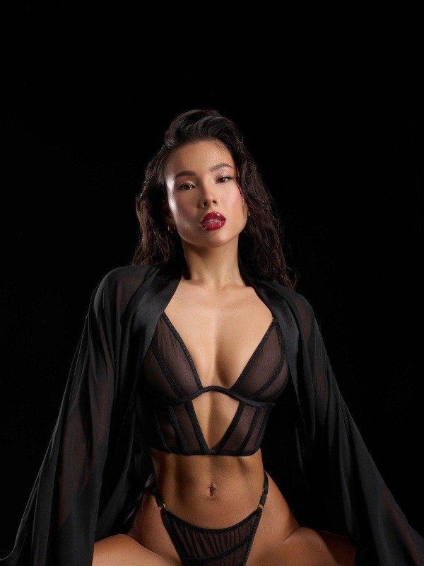 Светка привлекательная девушка из Алексина цена от 5000 руб